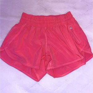 lululemon shorts size 6